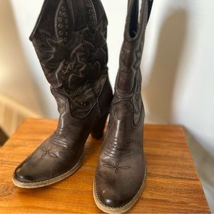 Brown heeled cowboy boots